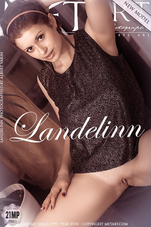 [Met-Art] Landelinn - Presenting