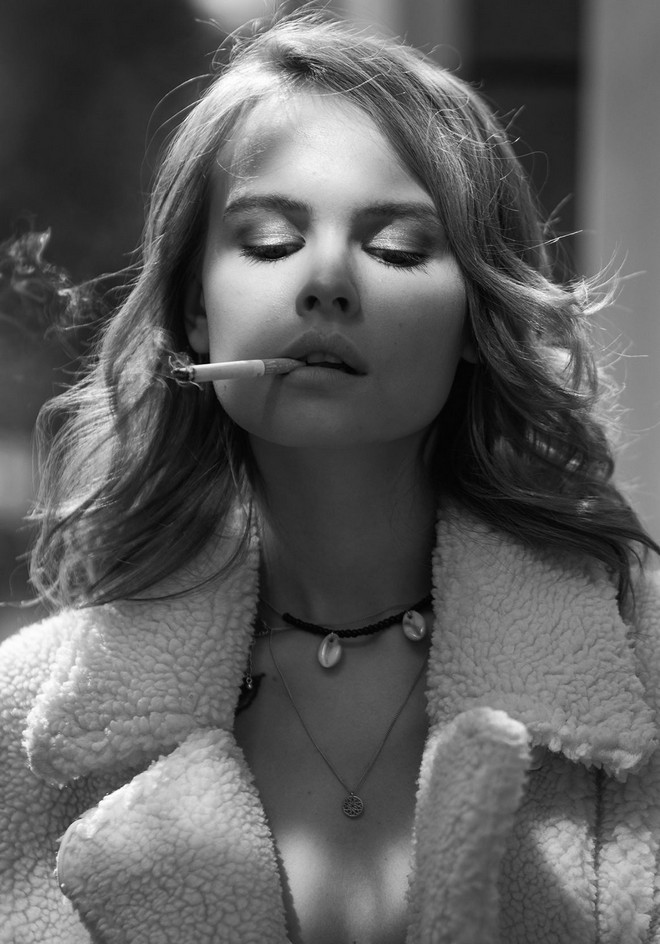 Anastasiya Scheglova - Smoke City (by Olaf Korbanek) / RSMagazine