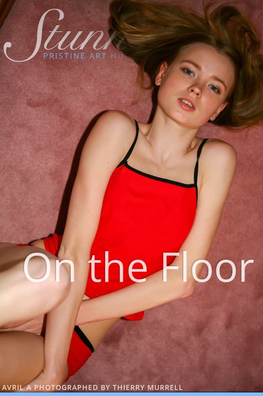 [Stunning18] Avril - On the Floor