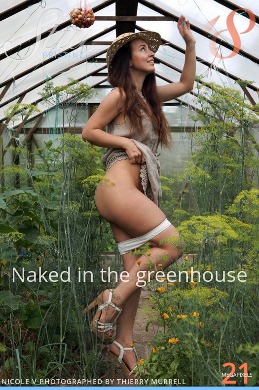 [Stunning18] Nicole V - Naked In The Greenhouse